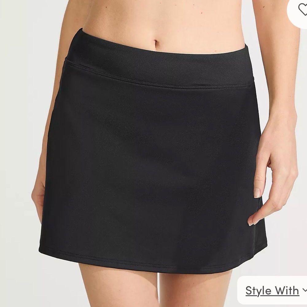 Lands End Black Swim Skirt w/ Light Tummy Control